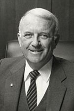 Dr. 约瑟夫·J. 布尔默(1929 - 2006)